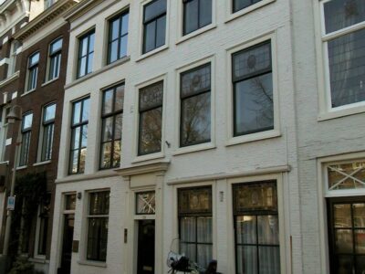 Groenewegje 129/130 links op de afbeelding (rechts = nr. 128)