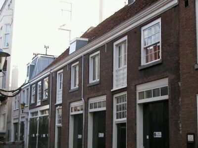 Kazernestraat 51 t/m 55 (v.r.n.l.)