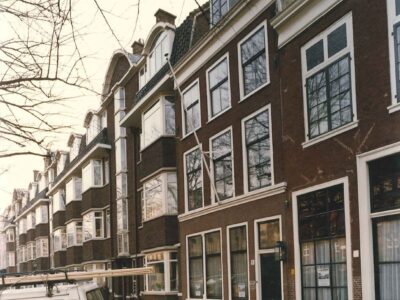 herkomst: REO   jaar: 1993