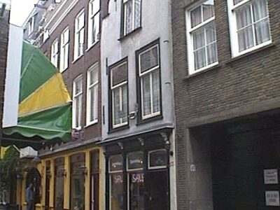 nr. 53 in het midden van de afbeelding