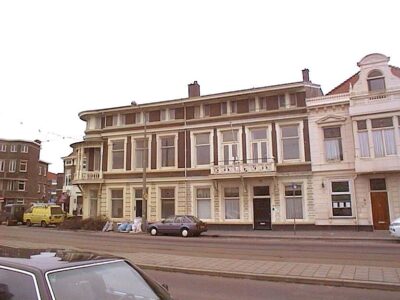 v.l.n.r. nrs. 10 en 9