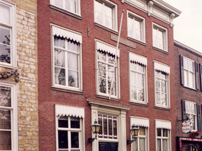 herkomst: DSO   datum: 1998   neg.r: 6787-1