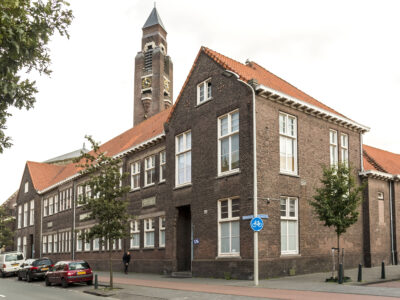 herkomst: F. Dede    datum: 4 mei 2011