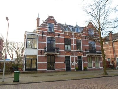 herkomst: R. Joosten   datum: 28 maart 2014  rechter bouwdeel Kerkhoflaan 8