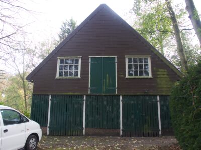 kwekerijweg-8-2017-11-01-schuur-naast-de-villa-2