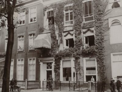 lange-voorhout-12-ca1900