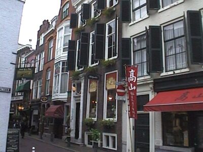 middelste pand is Maliestraat 18