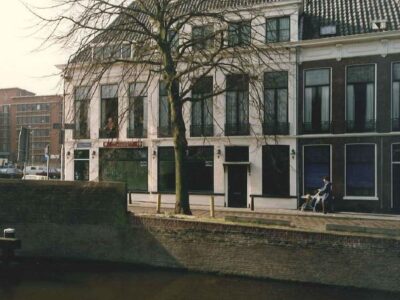 herkomst: REO   jaar: 1993